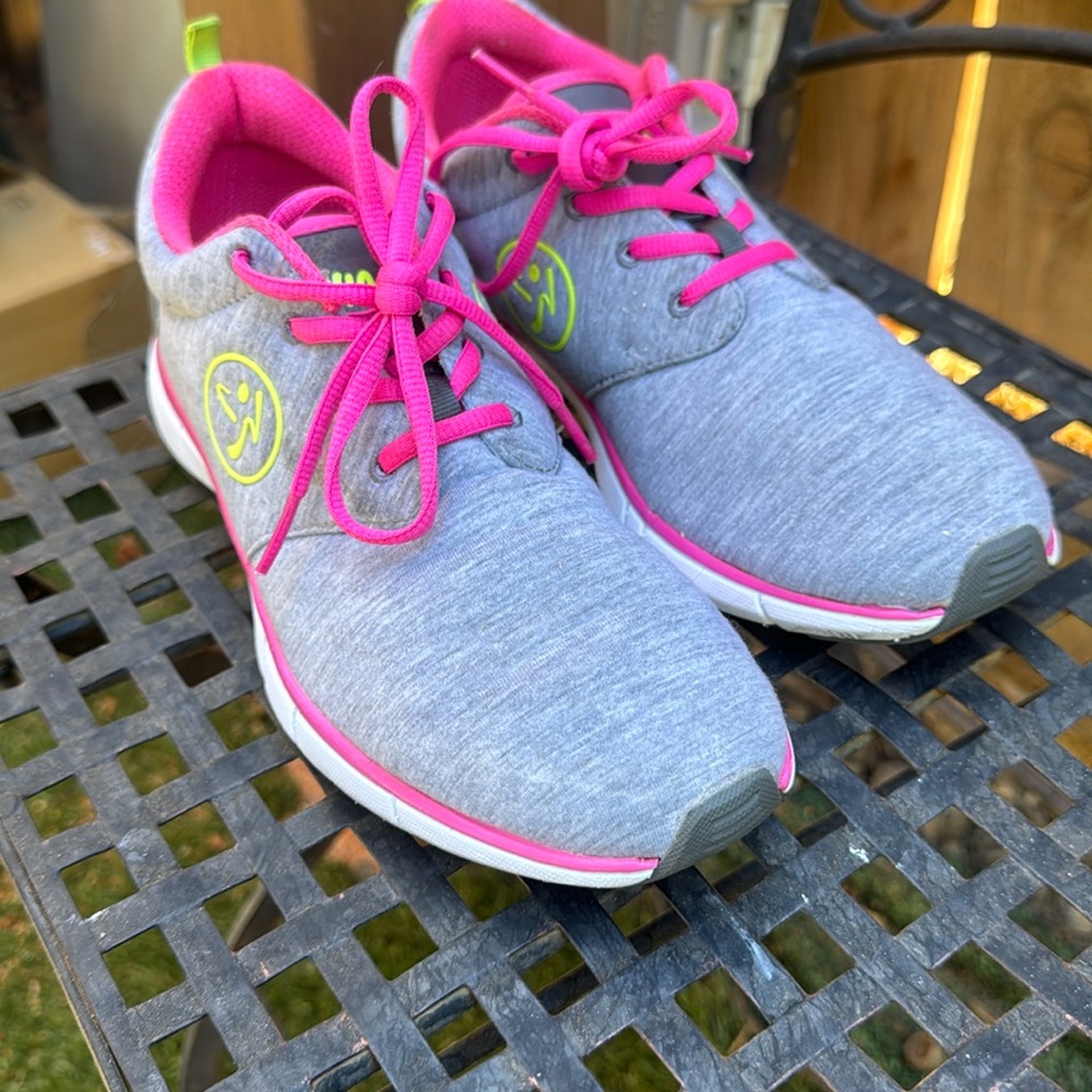 Rare Zumba Fitness Sneakers gray and pink